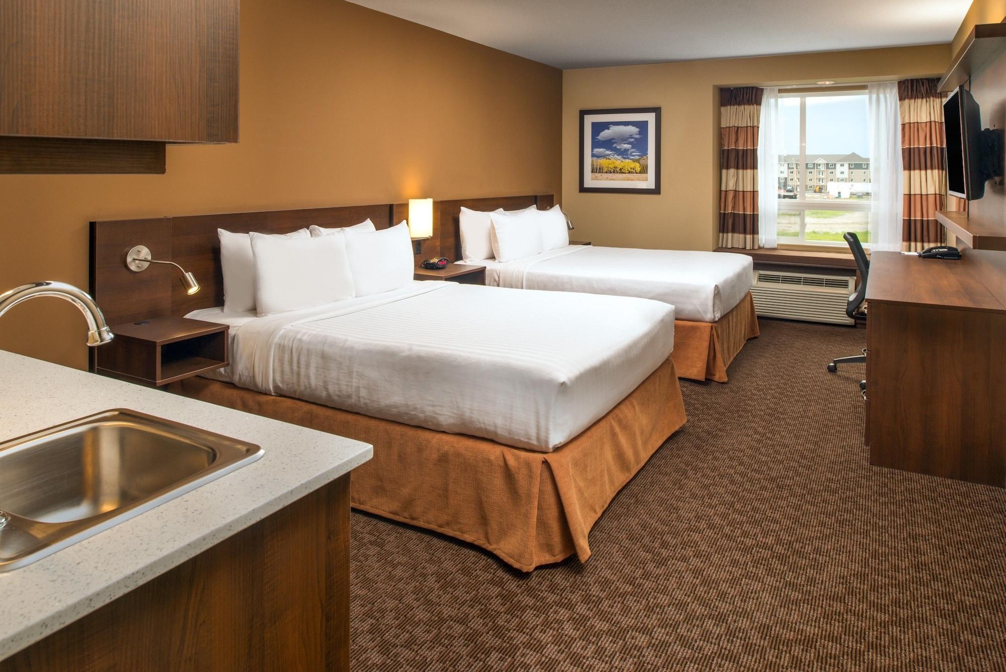 Microtel Inn & Suites By Wyndham Red Deer Eksteriør bilde