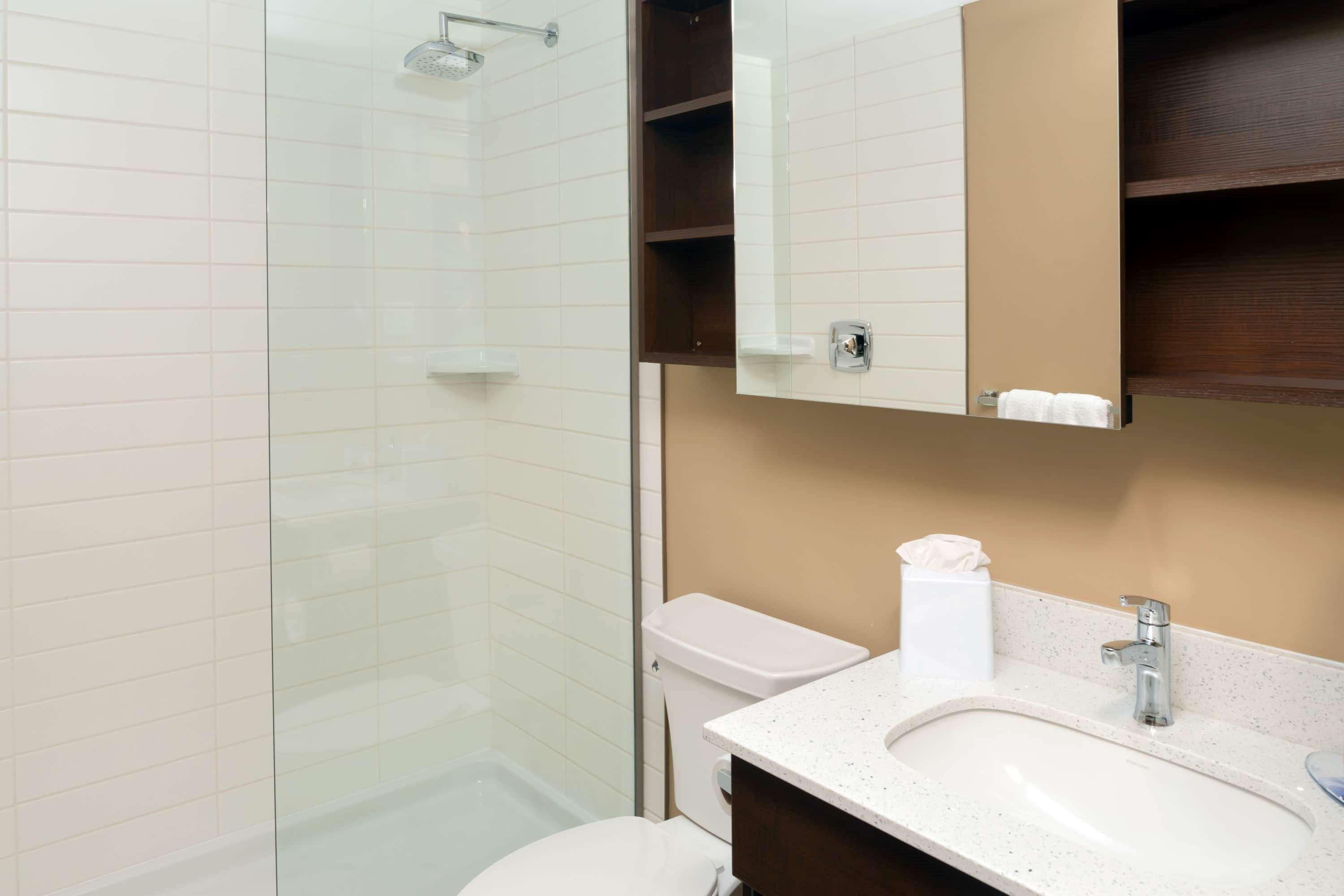 Microtel Inn & Suites By Wyndham Red Deer Eksteriør bilde